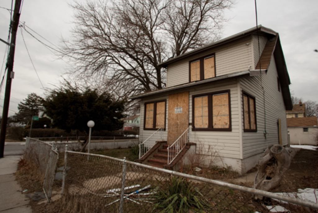 vacant homes and tax liens